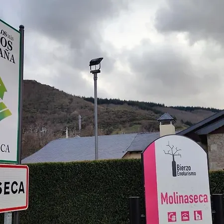 Benedettamolinaseca Vut Holiday home Molinaseca