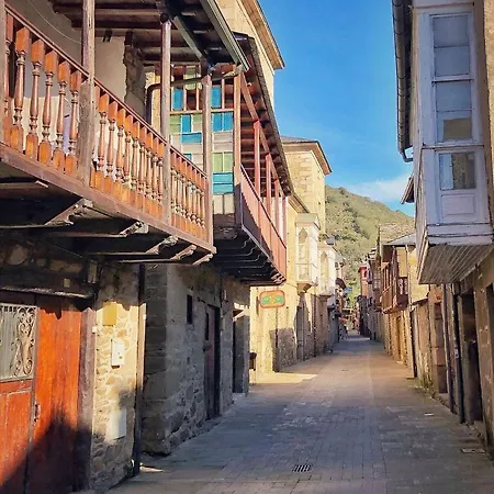 Benedettamolinaseca Vut Molinaseca