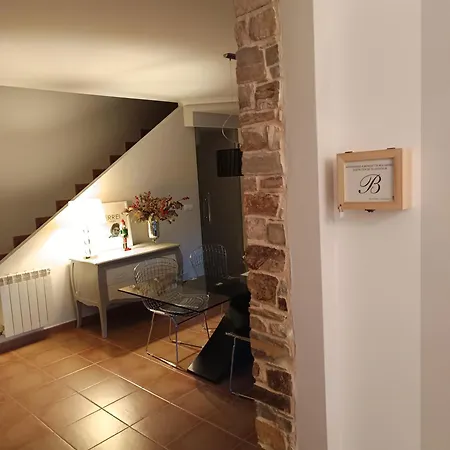 Benedettamolinaseca Vut Holiday home *