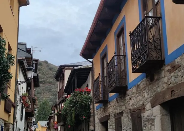 Benedettamolinaseca Vut Hébergement de vacances Molinaseca